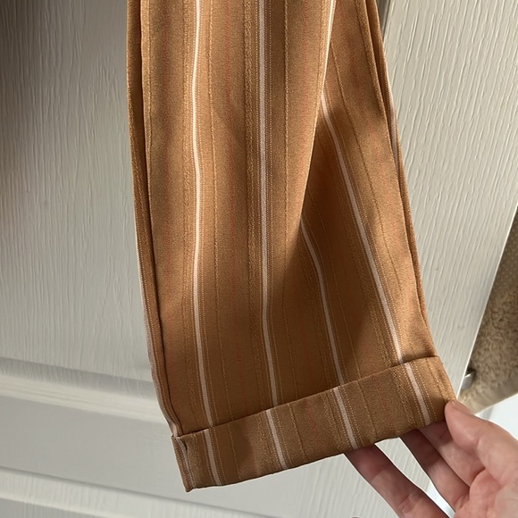 Flowy pants ✨🧡 - Picture 3 of 3